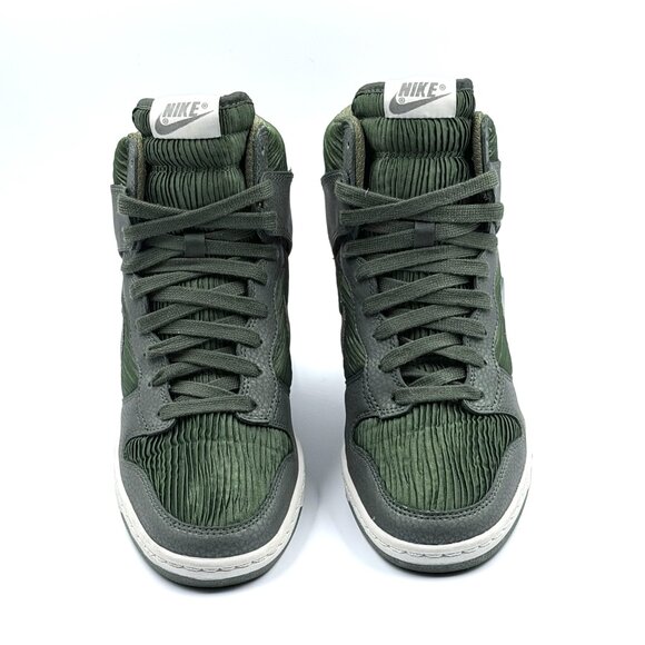 Wmns Nike Dunk Sky High Wedge 'Carbon Green Silver' - Picture 3 of 12